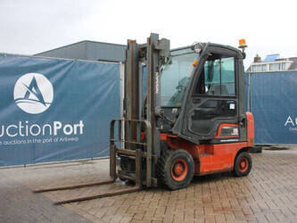 2000-nissan-fdgta150-1437836-46317596