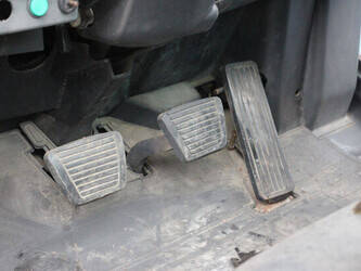 2000-nissan-fdgta150-1437836-46317611