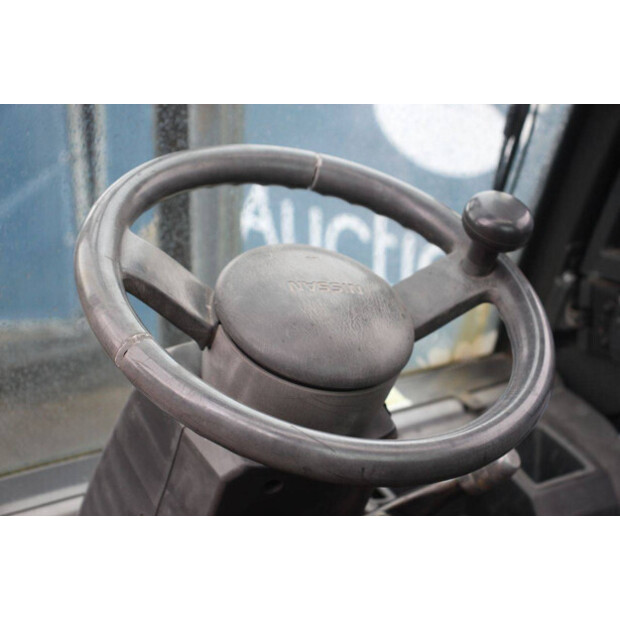 2000 NISSAN FDGTA150-46317612