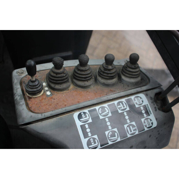 2000 NISSAN FDGTA150-46317614