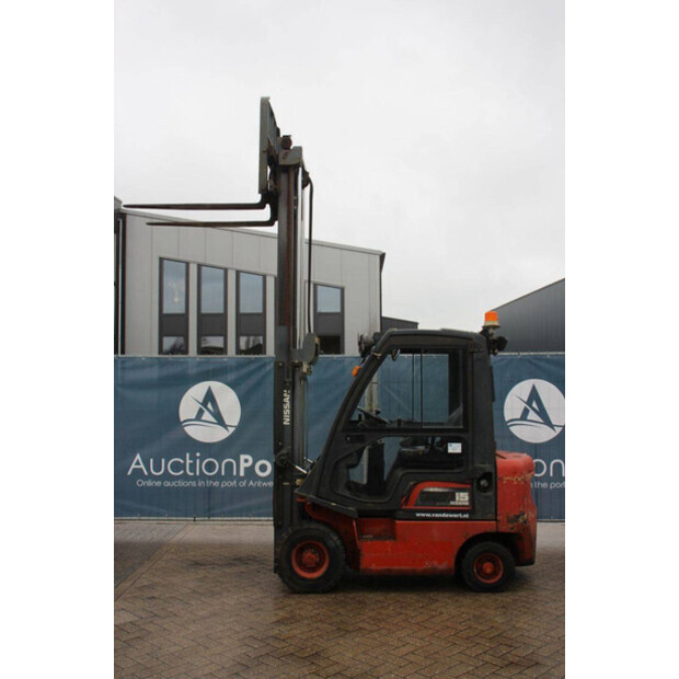 2000 NISSAN FDGTA150-46317617