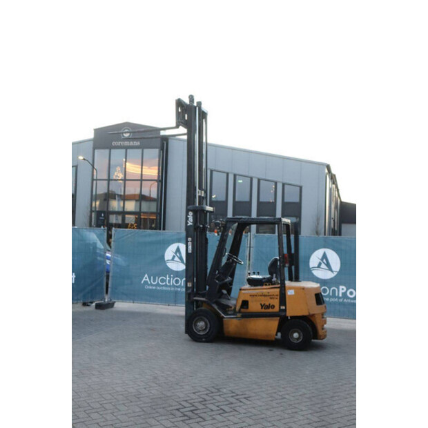 1998 يال GDP25TF-46317700