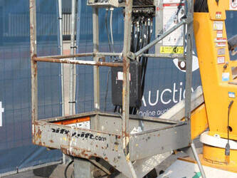 2012-nifty-hr12ne-1437843-46317801