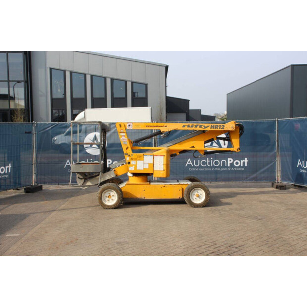 2011 NIFTY HR12NE-46317821