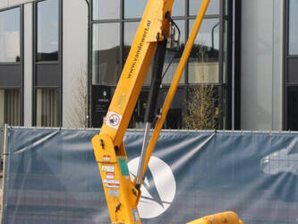 2011-nifty-hr12ne-1437844-46317842