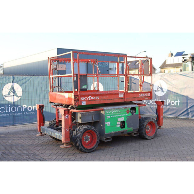 2014 SkyJack SJ6826RT-46318050