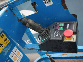 2016-genie-gs1930-1437857-46318219