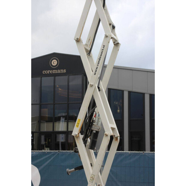 2015 JLG 1930ES-46318255