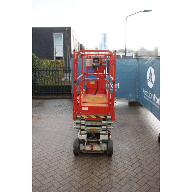 2015 جيه ال جي 1930ES-46318259