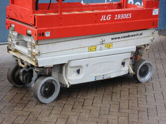2015-jlg-1930es-1437859-46318264