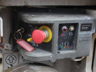 2015-jlg-1930es-1437859-46318276