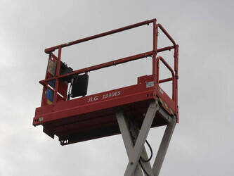 2015-jlg-1930es-1437859-46318282