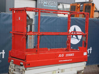 2015-jlg-1930es-1437860-46318293