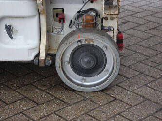 2015-jlg-1930es-1437860-46318295