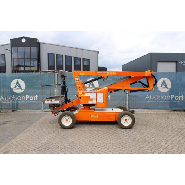 2009 NIFTY HR12NE-46318407