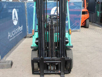 2013-mitsubishi-fg25n-1437866-46318468