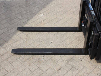 2013-mitsubishi-fg25n-1437866-46318473