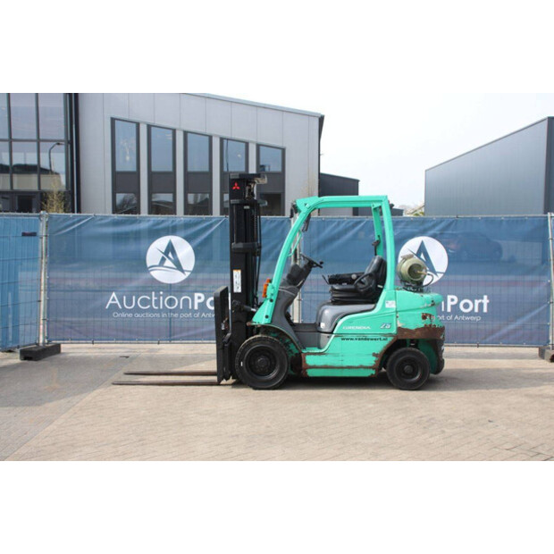 2012 MITSUBISHI FG25N-46318497