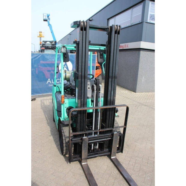 2012 MITSUBISHI FG25N-46318501