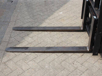 2012-mitsubishi-fg25n-46318507