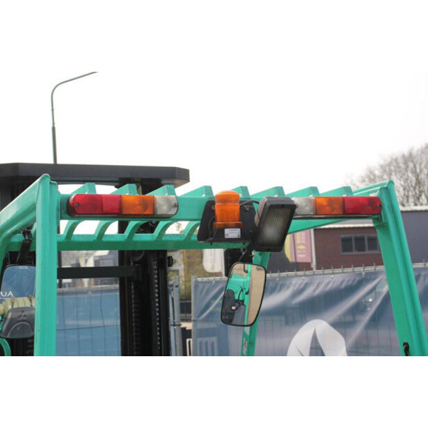 2012 MITSUBISHI FG25N-46318512