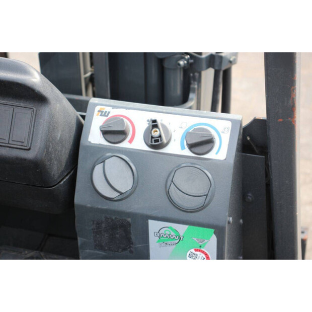 2002 Linde H18T-03-46318551