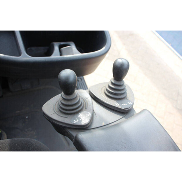 2008 ليندي H20T-46318580