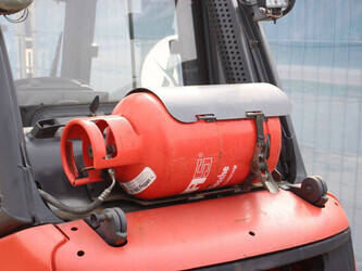 2016-linde-h25t-02-600-1437870-46318605