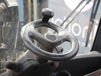 2015-linde-h25t-02-1437871-46318642