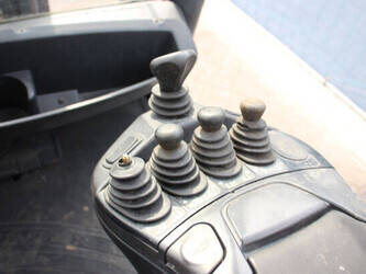 2015-linde-h25t-02-1437871-46318644