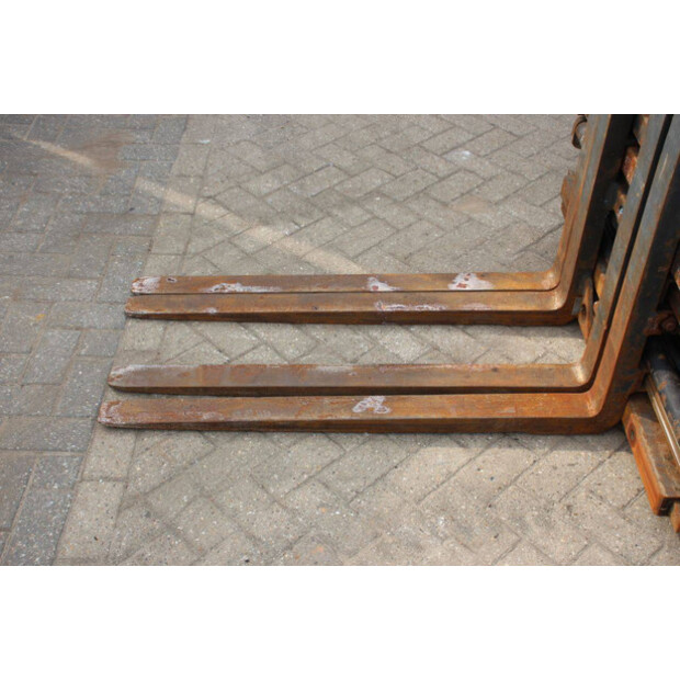 2011 ليندي H30T-01-46318665