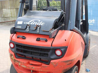 2014-linde-h40t-02-46318754