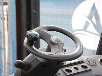 2014-linde-h40t-02-46318771