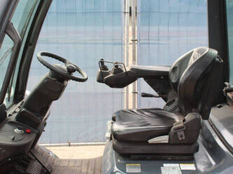 2019-toyota-06-8fg30f-1437876-46318803