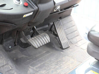 2019-toyota-06-8fg30f-1437876-46318805