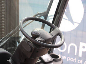 2019-toyota-06-8fg30f-1437876-46318806