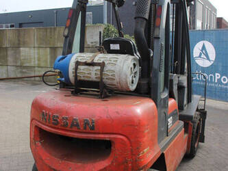 2002-nissan-ugd02a30pq-1437878-46318850