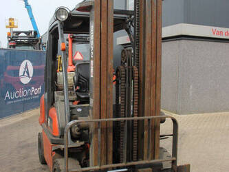 2002-nissan-ugd02a30pq-1437878-46318851