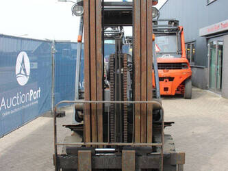 2002-nissan-ugd02a30pq-1437878-46318852