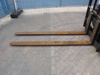 2002-nissan-ugd02a30pq-1437878-46318856