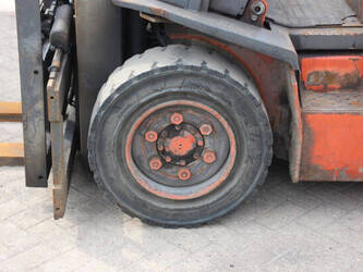 2002-nissan-ugd02a30pq-1437878-46318858