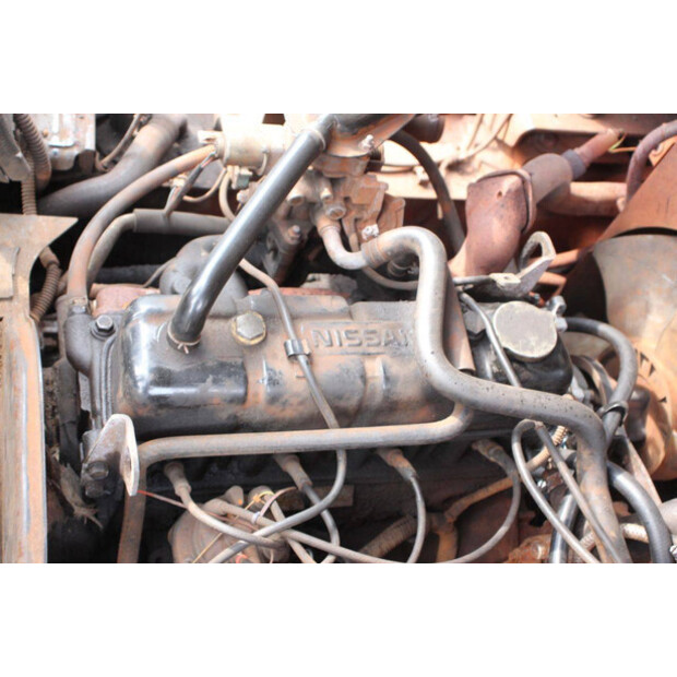 2002 NISSAN UGD02A30PQ-46318863