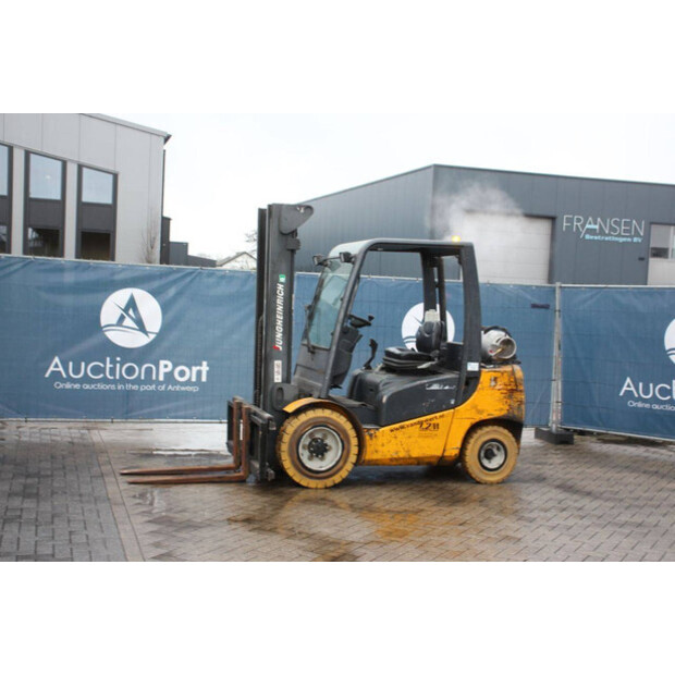 2015 Jungheinrich FG40-46318907