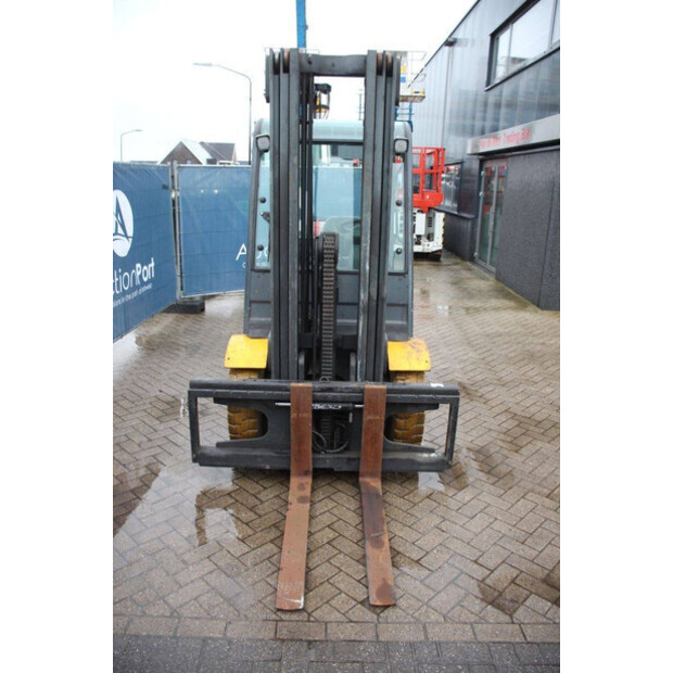 2015 Jungheinrich FG40-46318913