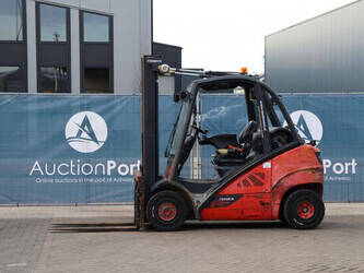 Image de ENGINS DE LEVAGE 2013 Fenwick-Linde H25T-02