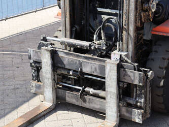 2011-toyota-42-7fgf25-1437892-46319367