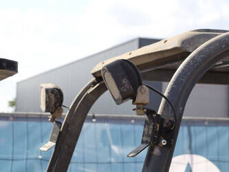 2011-toyota-42-7fgf25-1437892-46319370