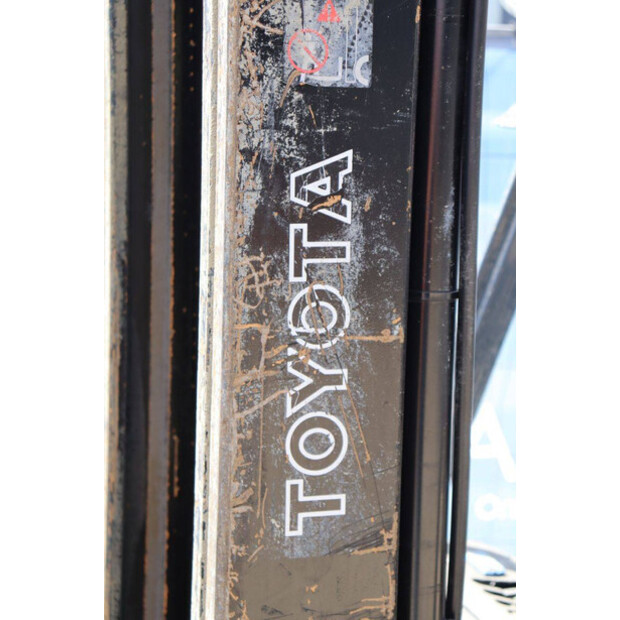 2011 Toyota 42-7FGF25-46319371