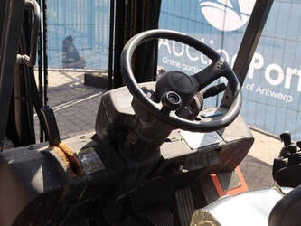 2011-toyota-42-7fgf25-1437892-46319386