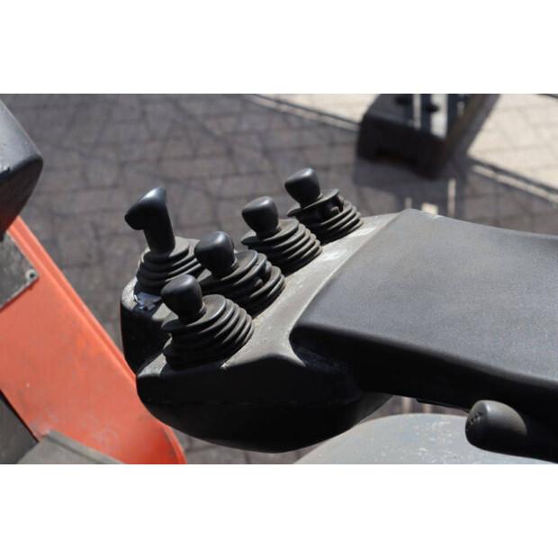 2011 Toyota 42-7FGF25-46319387